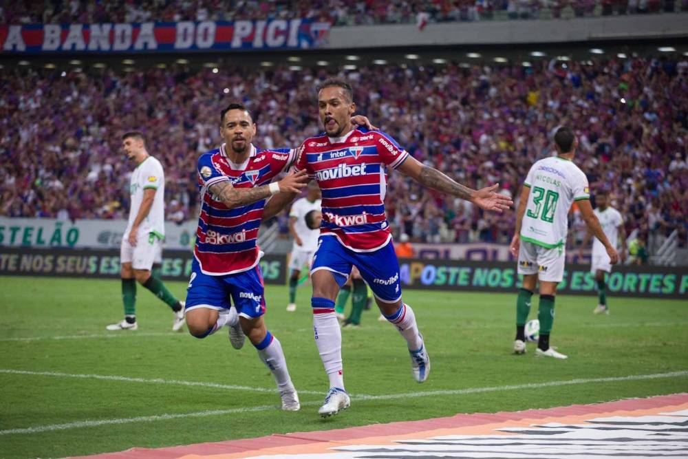 Jogadores do Fortaleza comemorando Sulamericana